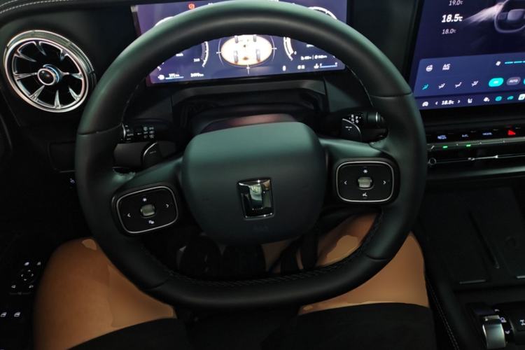 Used Tank 300 2025 2.0T Conqueror Steering Wheel