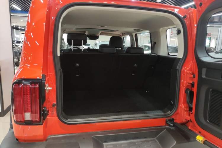 Used Tank 300 2025 2.0T Conqueror Trunk