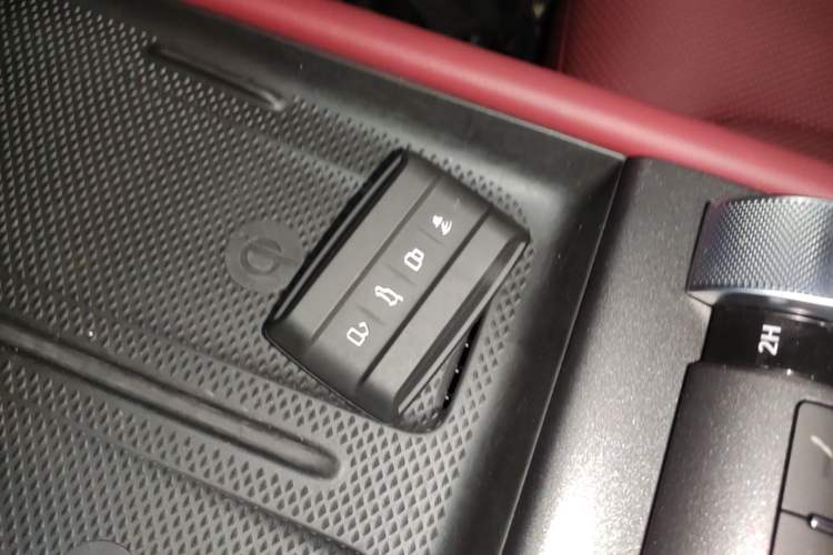 Used Tank 300 2025 2.4T Diesel Version Vehicle Key