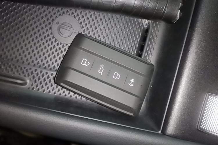 Used Tank 300 2025 2.0T Conqueror Vehicle Key