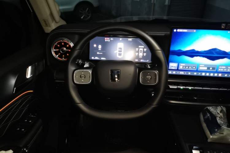 Used Tank 300 2025 2.0T Conqueror Steering Wheel