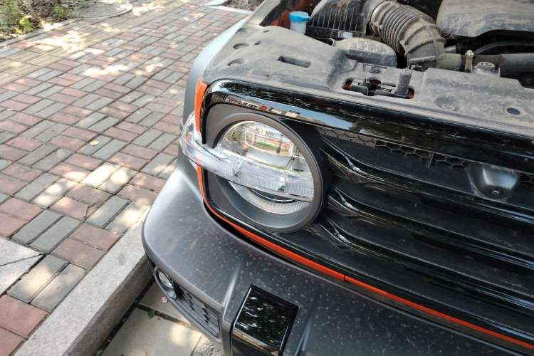 Used Tank 300 2025 2.0T Conqueror Right Front Headlight