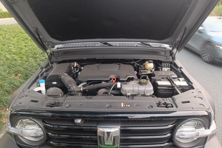 Used Tank 300 2025 2.0T Challenger Engine Bay