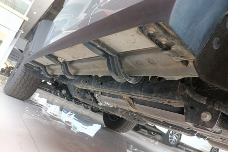 Used Tank 300 2025 2.0T Conqueror Left Side Sill
