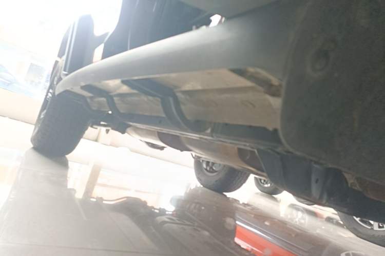 Used Tank 300 2025 2.0T Conqueror Right Side Sill