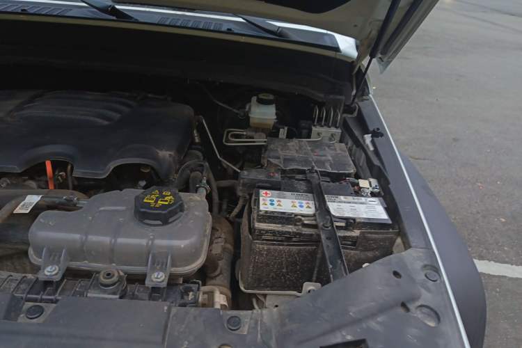 Used Tank 300 2025 2.0T Conqueror Engine Bay Left