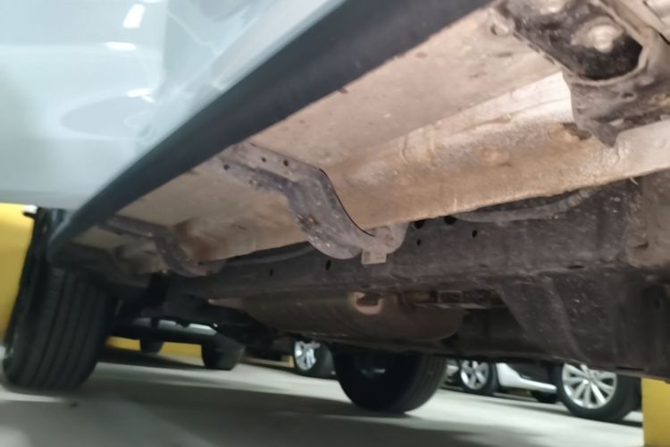 Used Tank 300 2025 2.4T Diesel Version Right Side Sill