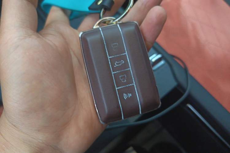Used Tank 300 2025 2.0T Conqueror Vehicle Key
