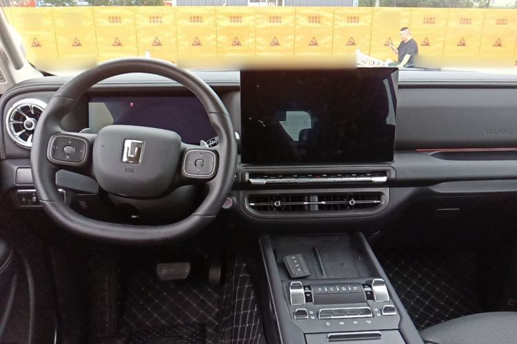 Used Tank 300 2025 Model, 2.0T Gasoline Polar Edition Center Console