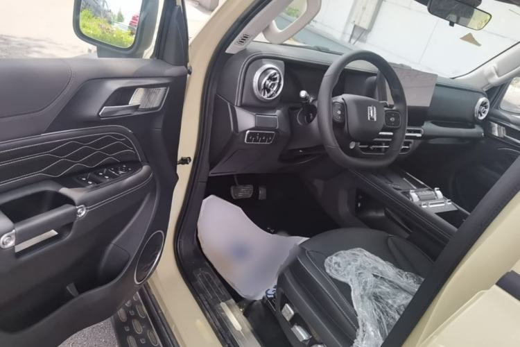 Used Tank 300 2025 2.0T Conqueror Driver Seat