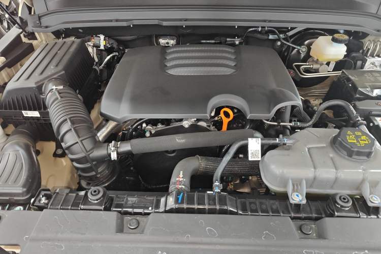 Used Tank 300 2025 2.0T Conqueror Engine Bay