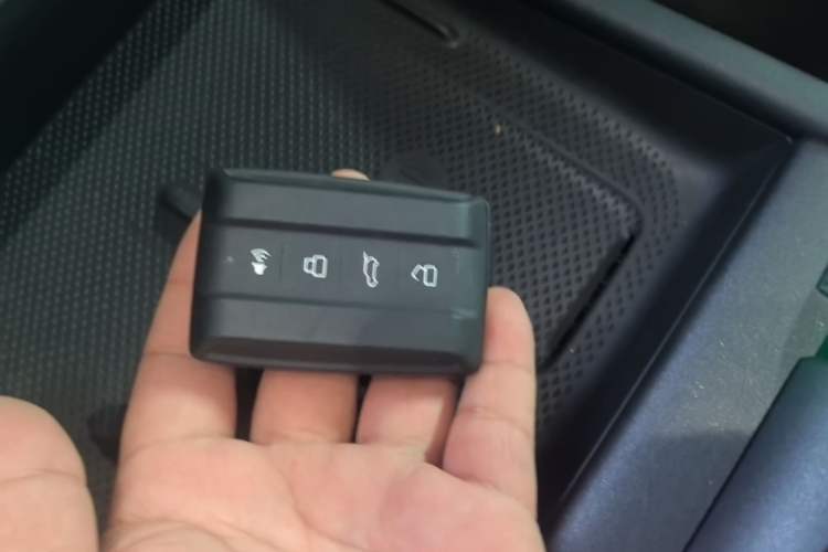 Used Tank 300 2025 2.0T Conqueror Interior 1