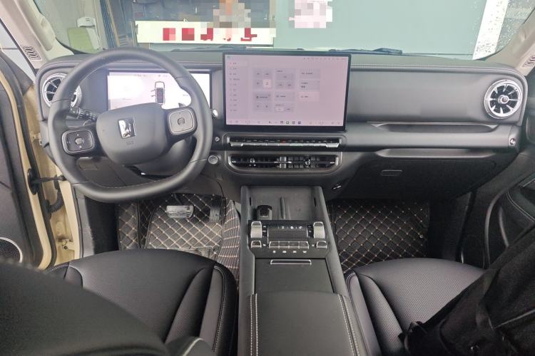 Used Tank 300 2025 2.0T Challenger Interior 2