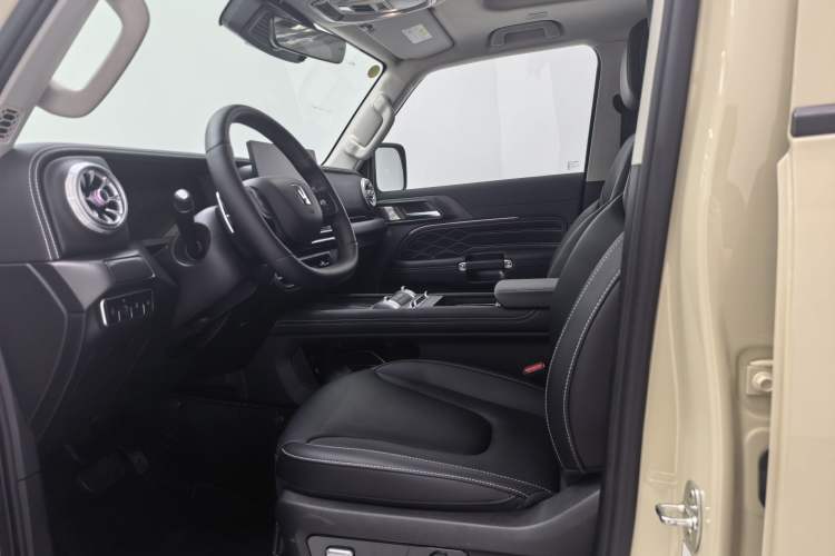 Used Tank 300 2025 2.0T Conqueror Interior 3