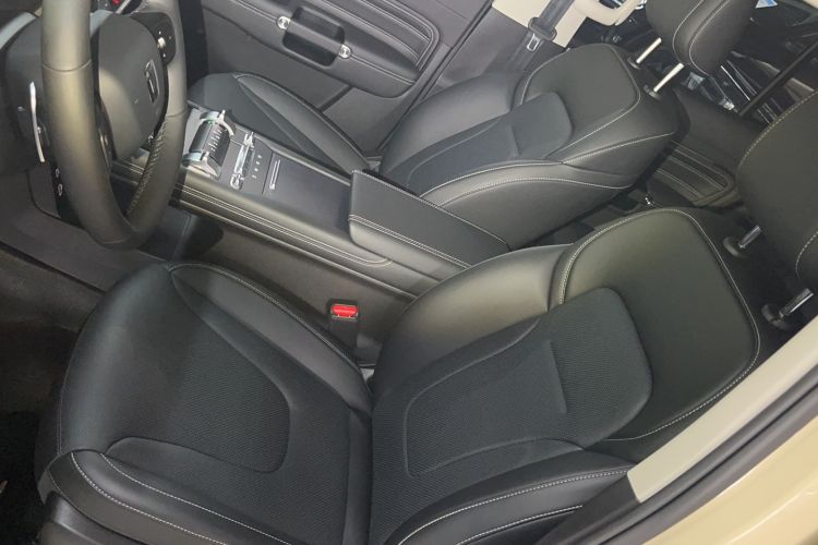 Used Tank 300 2025 2.0T Conqueror Interior 3