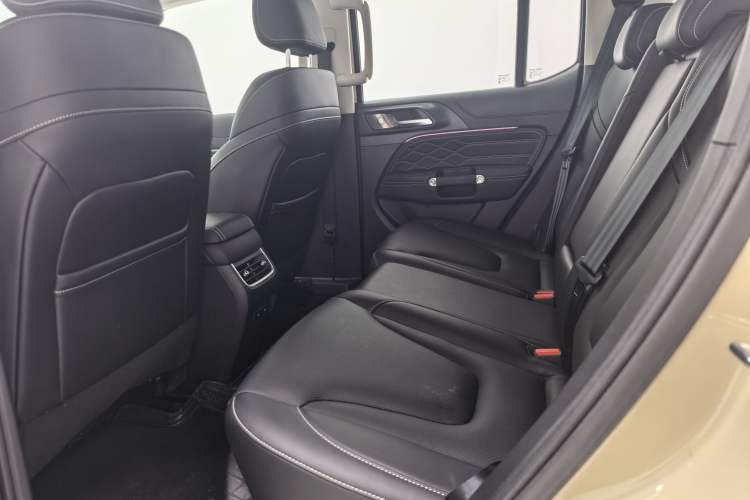 Used Tank 300 2025 2.0T Conqueror Interior 4
