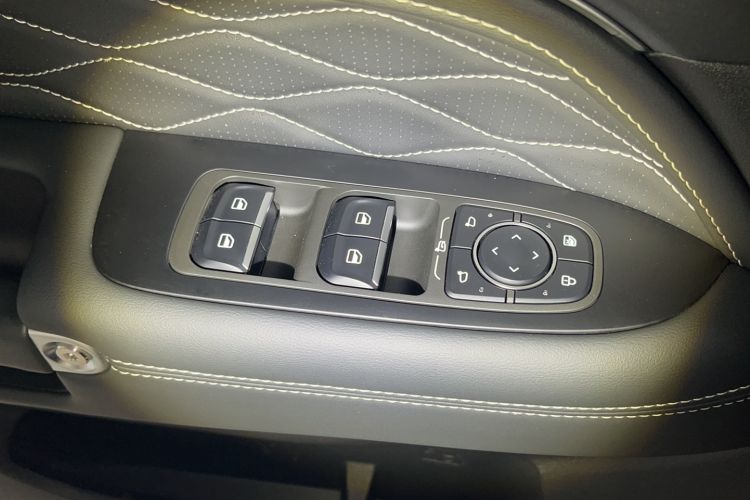 Used Tank 300 2025 2.0T Conqueror Interior 9