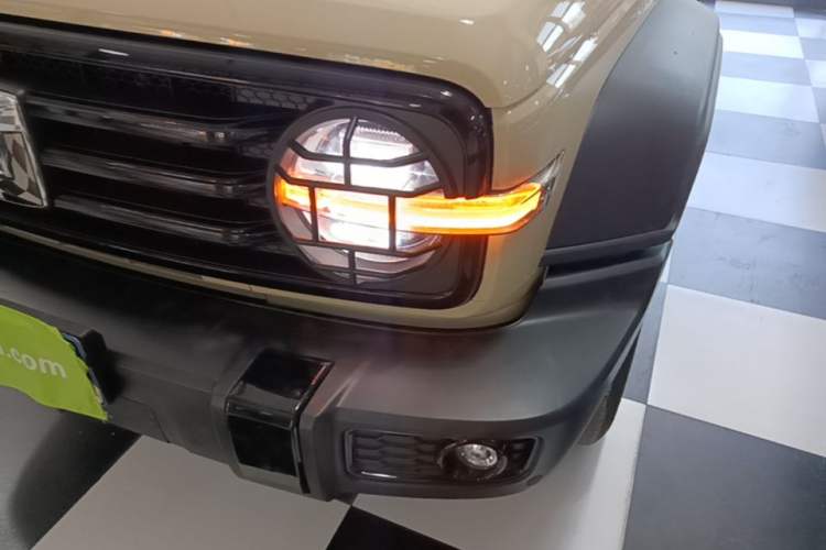 Used Tank 300 2025 2.0T Challenger Left Front Headlight
