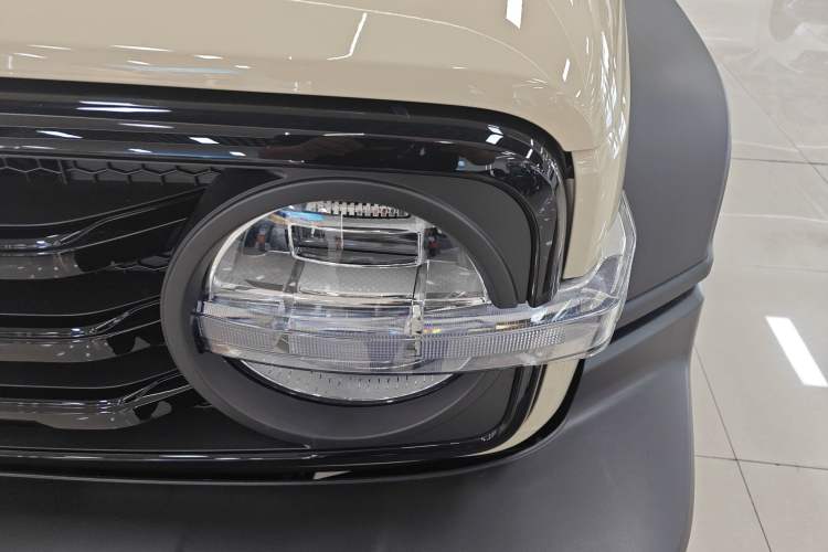 Used Tank 300 2025 2.0T Conqueror Left Front Headlight