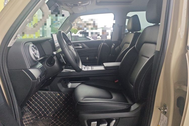 Used Tank 300 2025 2.0T Challenger Left Front Seat