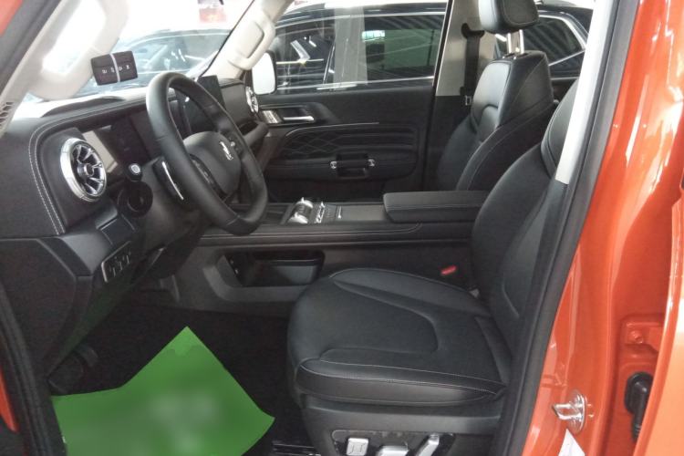 Used Tank 300 2025 2.0T Conqueror Left Front Seat