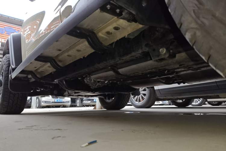 Used Tank 300 2025 2.0T Conqueror Left Side Sill