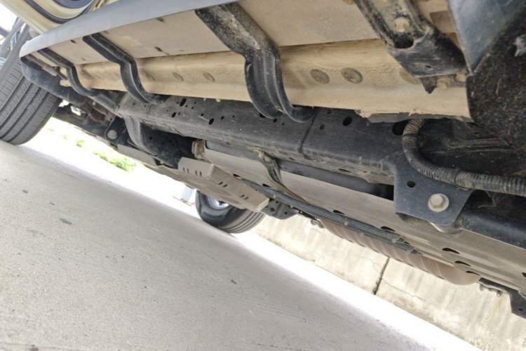 Used Tank 300 2025 2.4T Diesel Version Left Side Sill