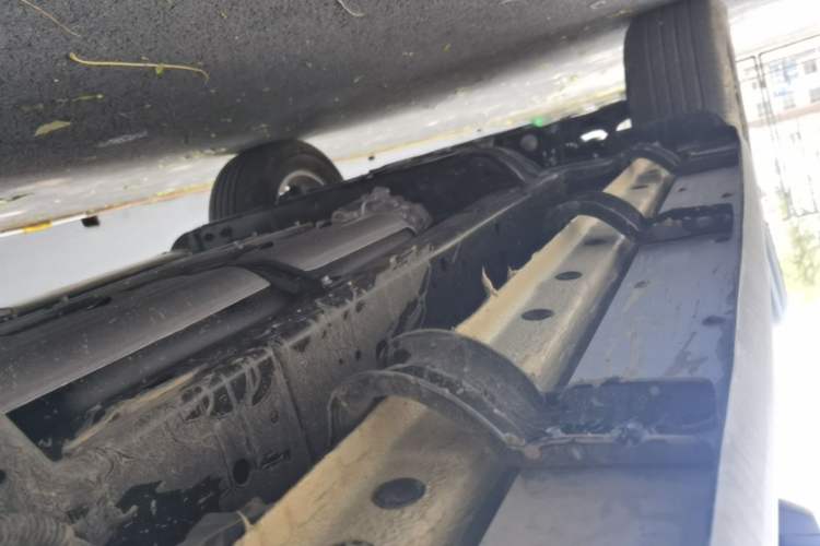 Used Tank 300 2025 2.0T Conqueror Left Side Sill