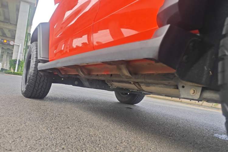 Used Tank 300 2025 2.0T Conqueror Left Side Sill