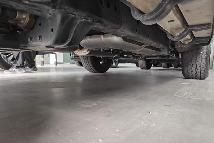 Used Tank 300 2025 2.0T Conqueror Left Side Sill