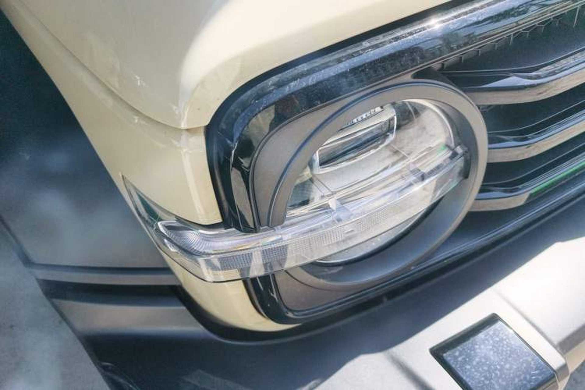 Used Tank 300 2025 2.0T Conqueror Right Front Headlight
