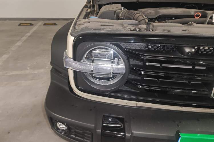 Used Tank 300 2025 2.0T Conqueror Right Front Headlight