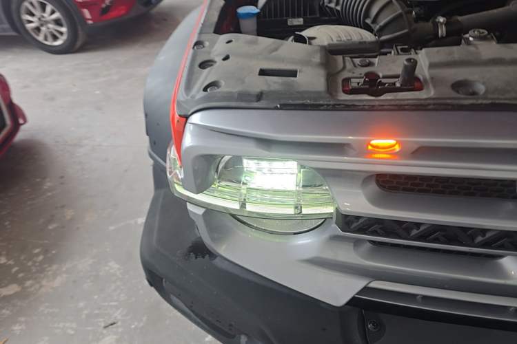 Used Tank 300 2025 2.0T Conqueror Right Front Headlight