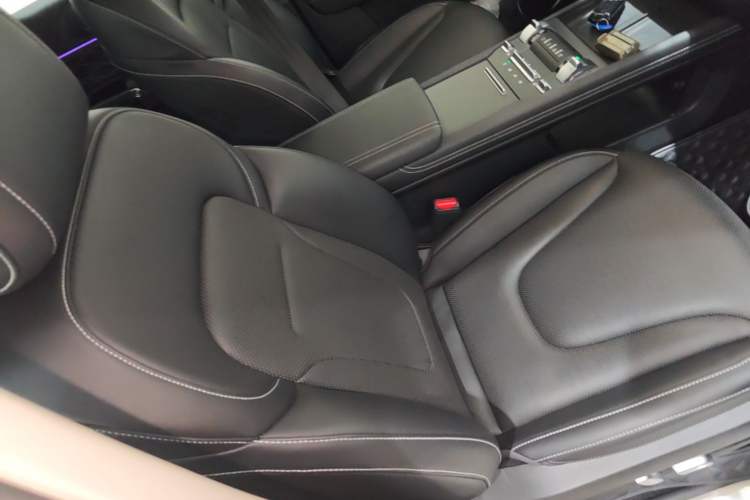 Used Tank 300 2025 2.0T Conqueror Right Front Seat