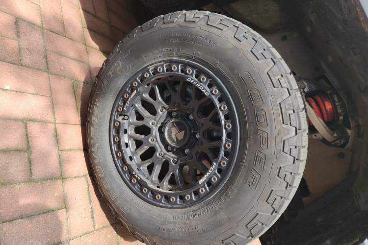 Used Tank 300 2025 2.0T Conqueror Right Front Wheel Hub