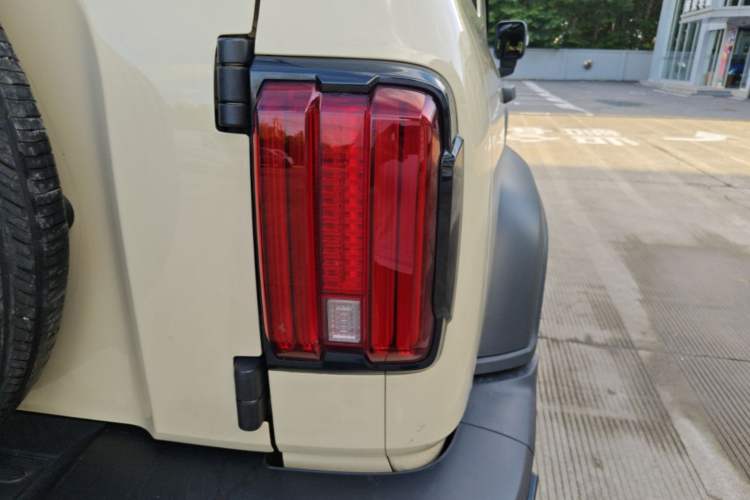 Used Tank 300 2025 2.4T Diesel Version Right Rear Taillight