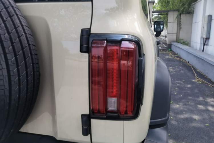 Used Tank 300 2025 2.0T Conqueror Right Rear Taillight