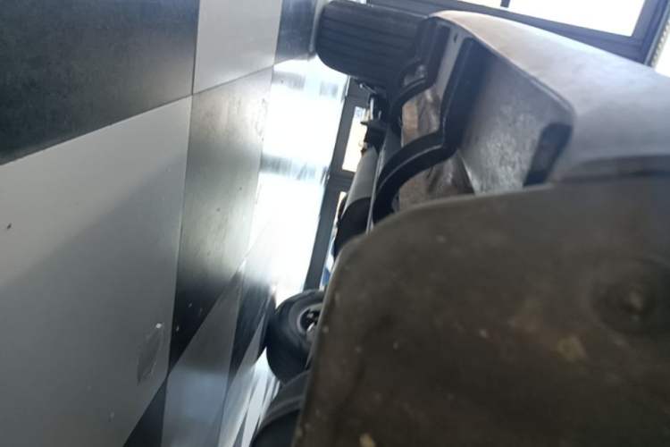 Used Tank 300 2025 2.0T Challenger Right Side Sill