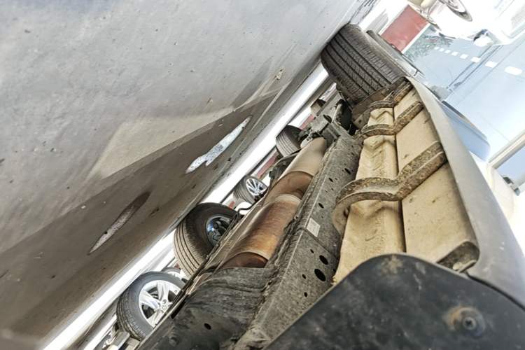 Used Tank 300 2025 2.0T Conqueror Right Side Sill
