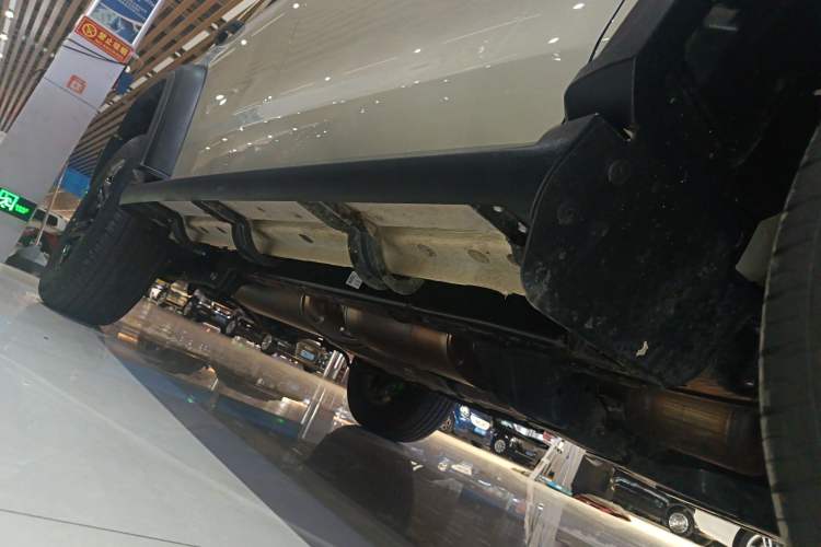 Used Tank 300 2025 2.0T Conqueror Right Side Sill