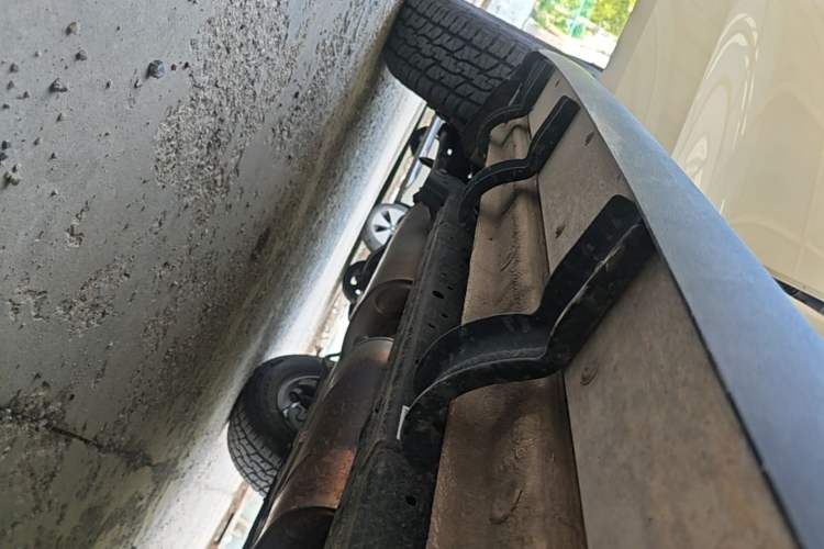 Used Tank 300 2025 2.0T Conqueror Right Side Sill