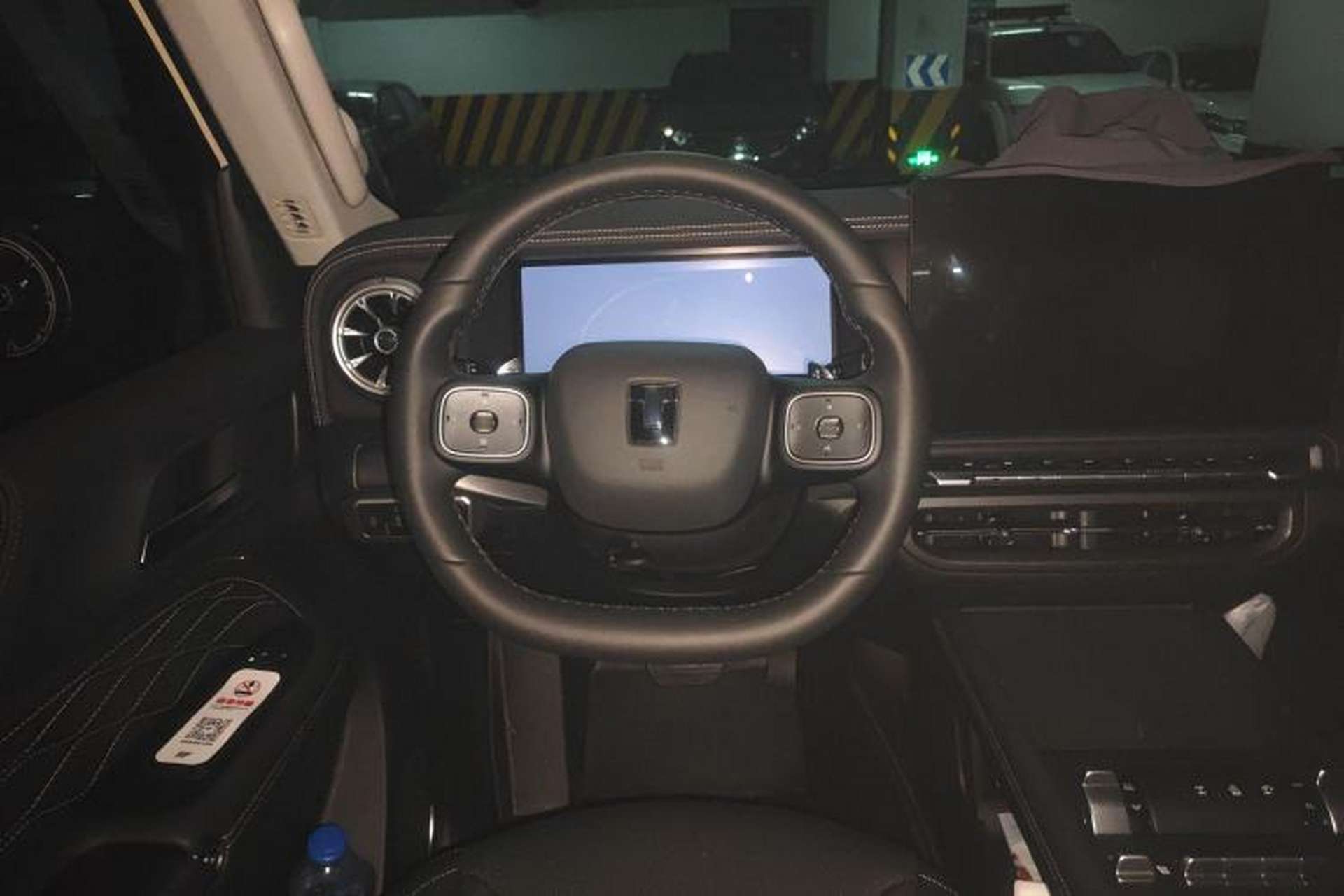 Used Tank 300 2025 2.0T Challenger Steering Wheel