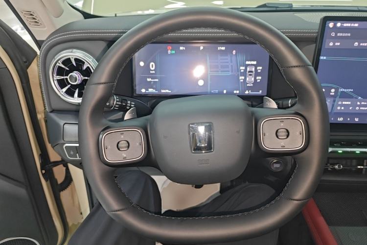 Used Tank 300 2025 2.4T Diesel Version Steering Wheel