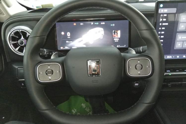 Used Tank 300 2025 2.0T Conqueror Steering Wheel