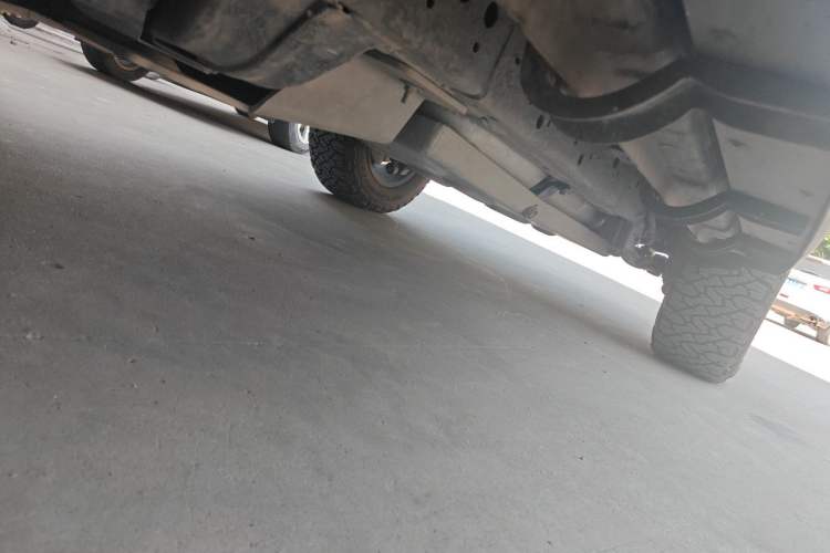 Used Tank 300 New Energy 2024 Hi4-T Chassis Front Left