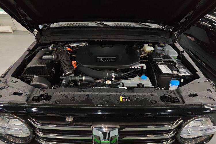 Used Tank 300 New Energy 2024 Hi4-T Engine Bay
