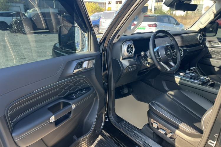 Used Tank 300 New Energy 2024 Hi4-T Interior 9