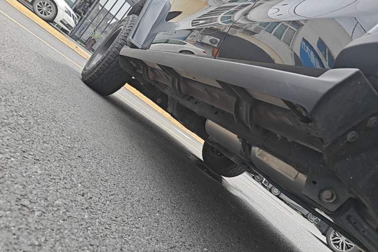 Used Tank 300 New Energy 2024 Hi4-T Left Side Sill