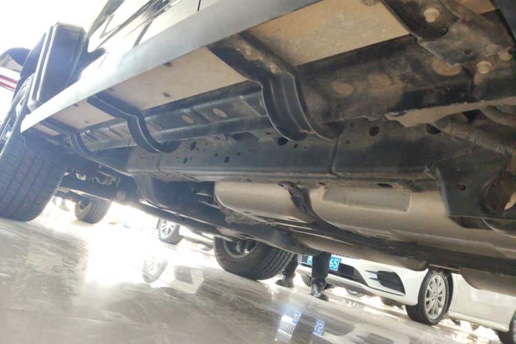 Used Tank 300 New Energy 2024 Hi4-T Left Side Sill