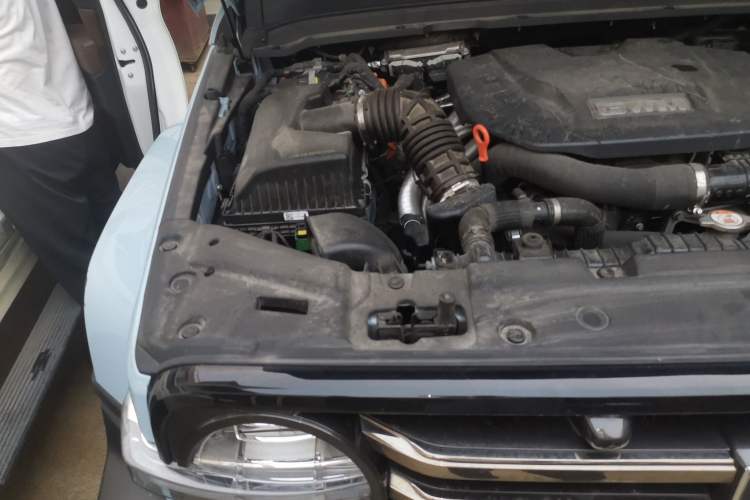 Used Tank 300 New Energy 2024 Hi4-T Engine Bay Right